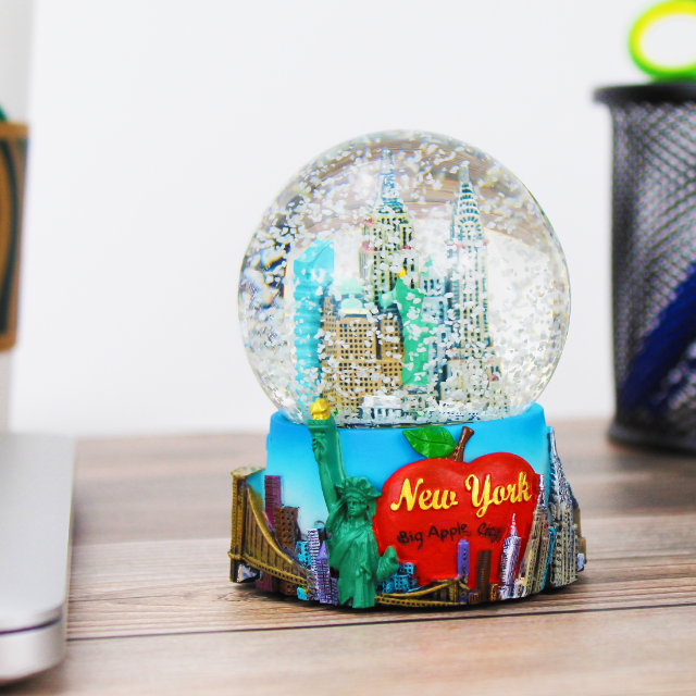 45MM or 65MM Manhattan Mural "Big Apple-City" New York Snow Globe | New York Gift Shop