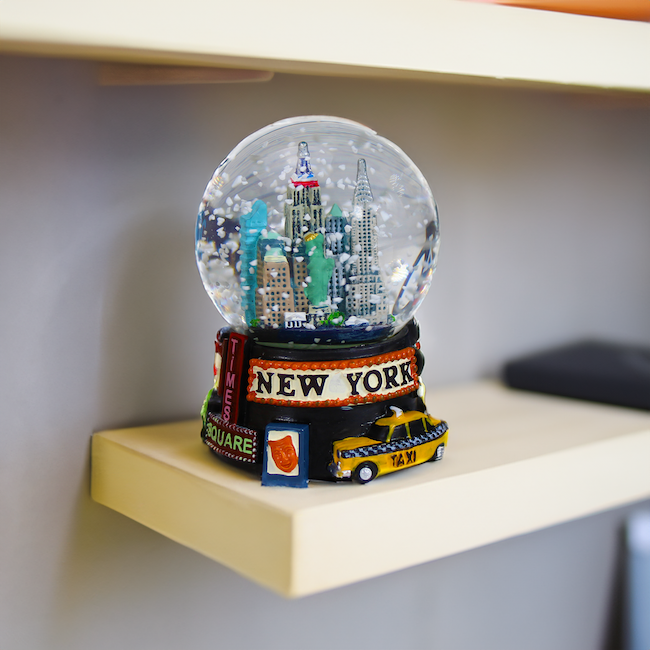 Broadway Show "NEW YORK" Snow Globe | New York City Souvenir (4 Sizes)